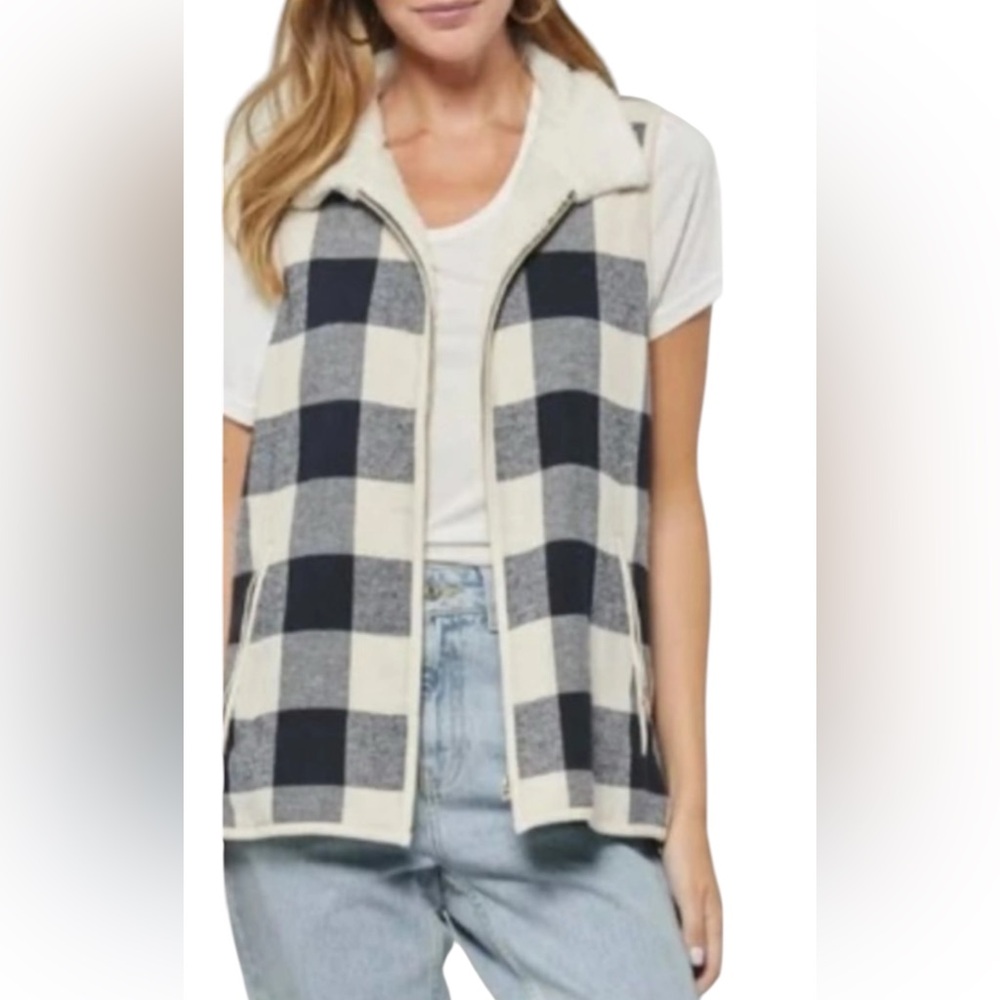 Andree by Unit Plaid Sleeveless Vest M